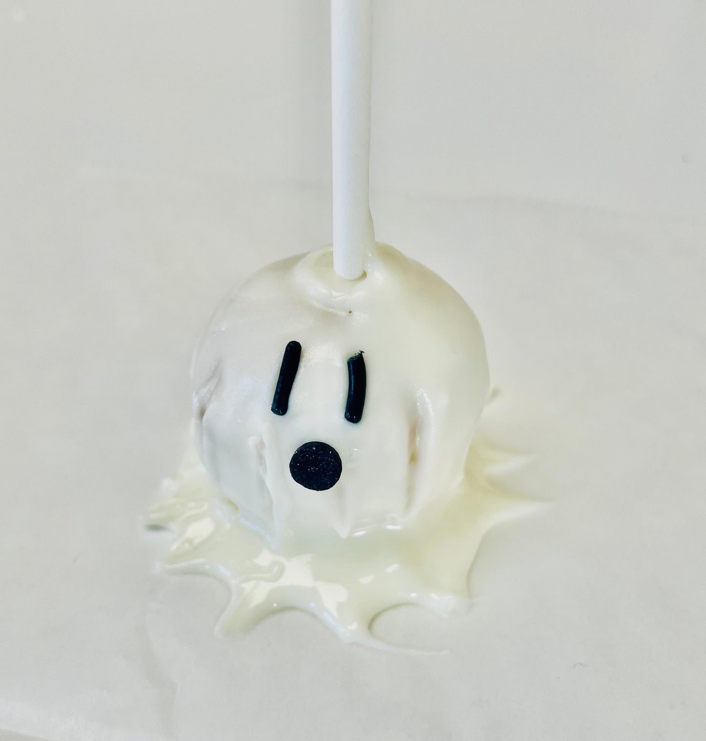 The Ghost Cake Pop Kit