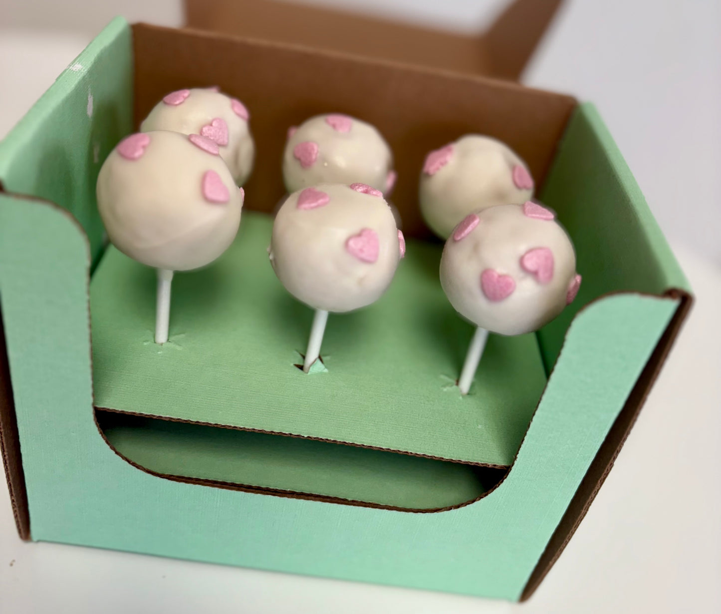 Vanilla Hearts Cake Pop Kit